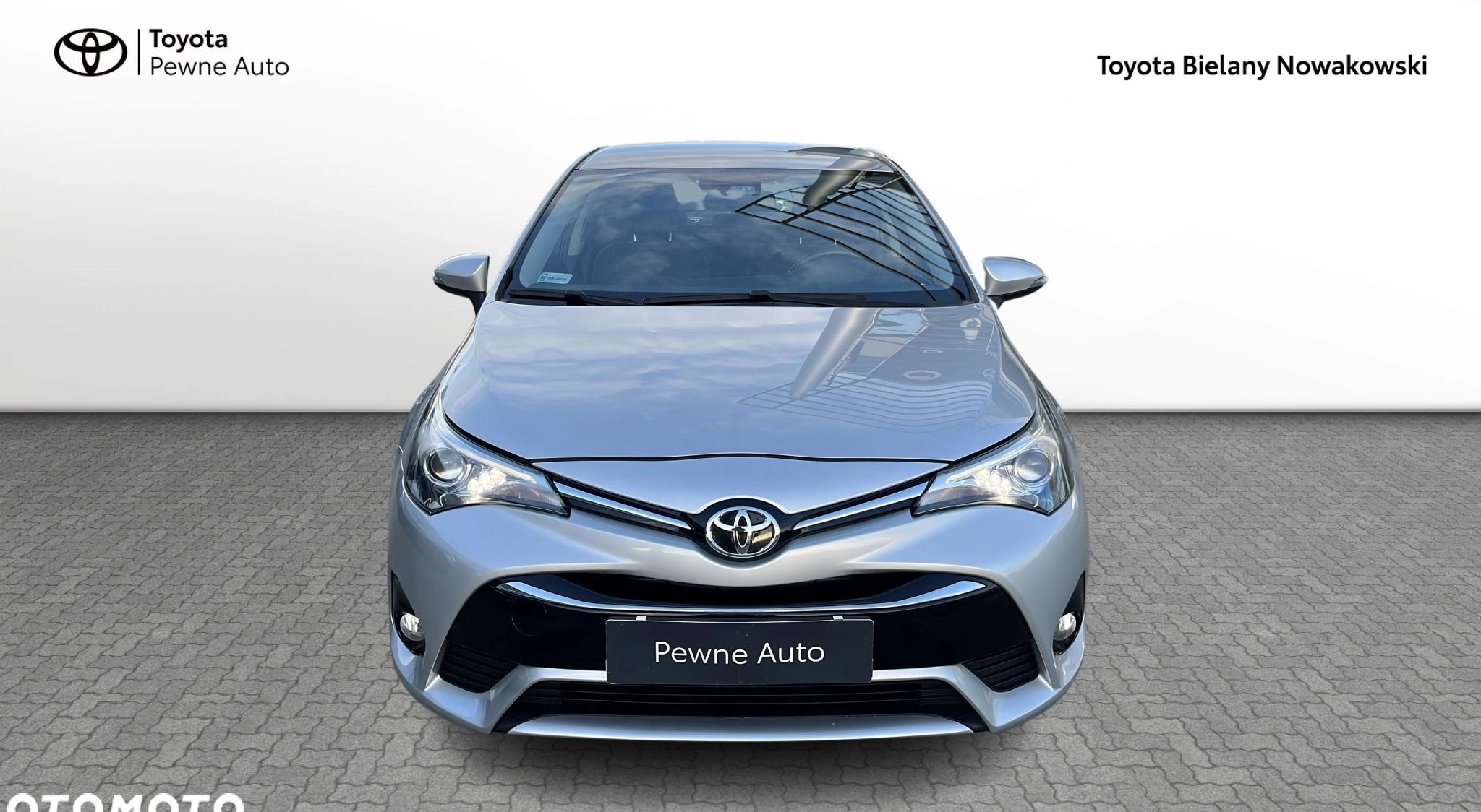 Toyota Avensis cena 76900 przebieg: 80475, rok produkcji 2017 z Muszyna małe 326